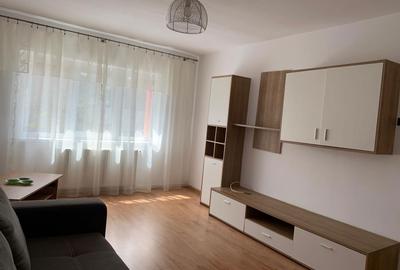 Apartament cu 2 camere decomandat în Noua - 1