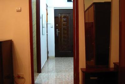 Apartament cu 1 camere decomandat, mobilat în Baba Novac