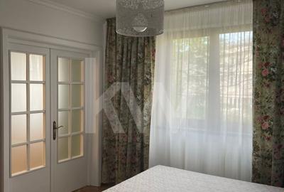 Apartament cu 3 camere decomandat, mobilat în Rovine