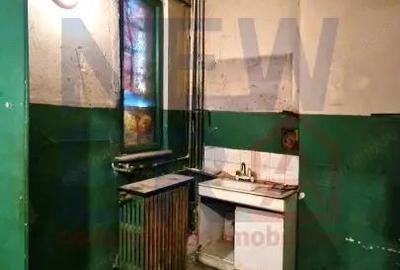 Garsoniera in casa interbelica, de vanzare in zona Unirii - 6