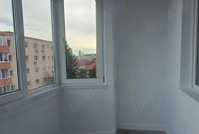 Apartament 2 camere, decomandat - zona Bartolomeu - 3