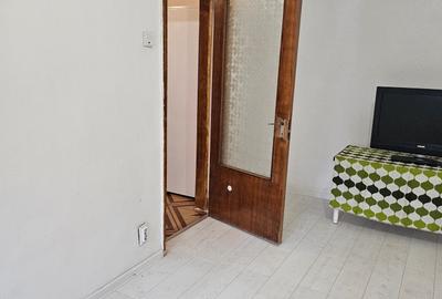 Garsonieră decomandată în Dristor - 9