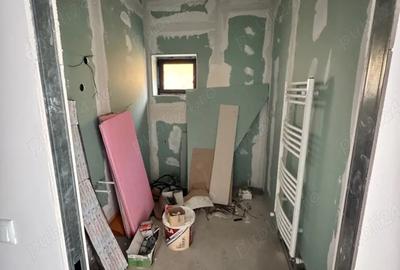 Casă în Bariera Vâlcii - 2