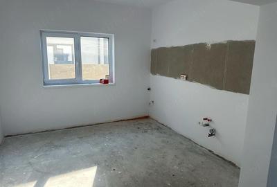 Casă cu Teren 375 Mp în Moșnița Nouă