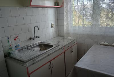 Dau in chirie pe termen lung apartament cu trei camere central - 4