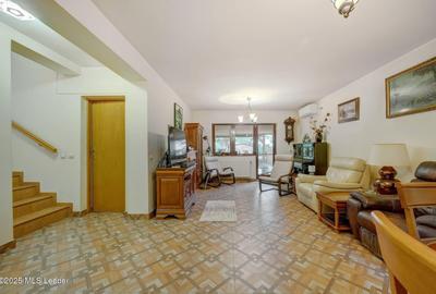 Duplex cu 3 camere cu Canalizare în Iancu Nicolae - 9