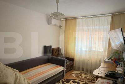 Apartament de vanzare 2 camere decomandat, zona Centrala Sac - 3