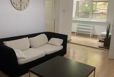 Apartament cu 2 camere semidecomandat în Sala Palatului