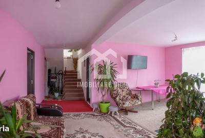 Casă cu 4 camere cu Canalizare în Vișea - 1