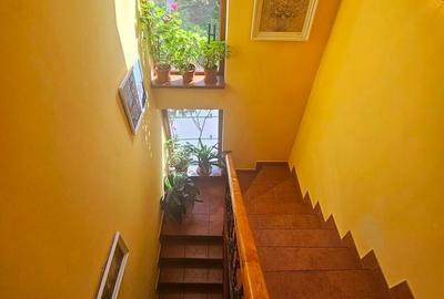 VILĂ ELEGANTĂ CU PRIVELIȘTE DEOSEBITĂ – VALENII DE MUNTE - 40