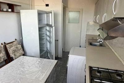 Inchiriez apartament arad 3 camere zona gari Inchiriez apartament arad 3 camere zona gari - 2