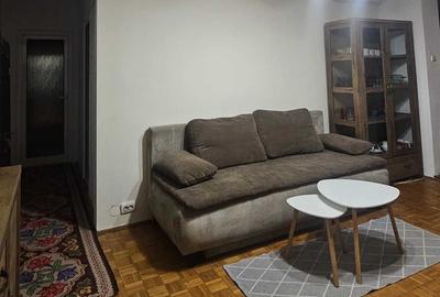 Apartament cu 3 camere semidecomandat în Craiovița Nouă - 4