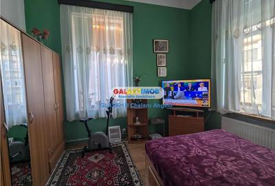 Armeneasca etaj vila 5 camere ,suprafata 183 mp, loc parcare - 23