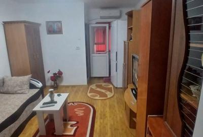 Garsonieră decomandată în Central - 5