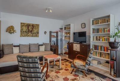 Casă cu 7 camere cu Garaj în Colonia 1 Mai - 8