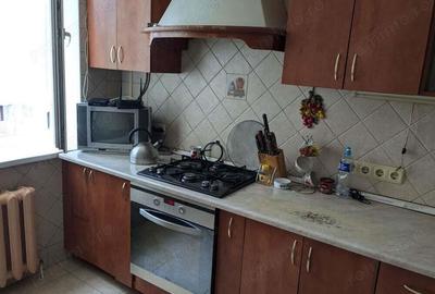 Apartament cu 2 camere decomandat în 13 Septembrie