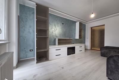 Apartament cu 2 camere decomandat în Micro 17