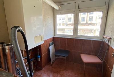 Apartament cu 4 camere decomandat, mobilat în Central - 15