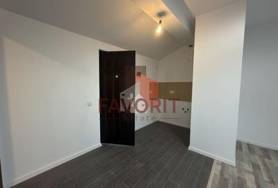 Disponibil imediat. Bloc nou - 5