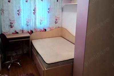 Inchiriez apartament 3 camere decomandat mobilat ?i utilat zona HCC