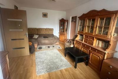 Apartament cu 4 camere semidecomandat în Central - 7