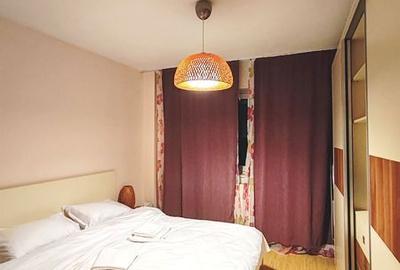 Apartament cu 3 camere în Craiovița Nouă