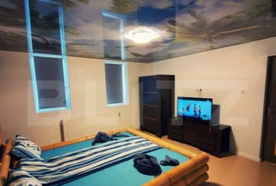 Spațiu comercial, de 88 mp, în Central - 7