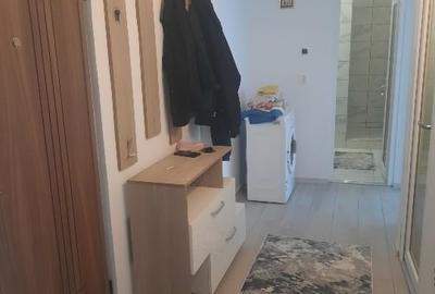 Inchiriez apartament 2 camere - 2