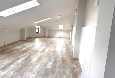 Centru - Tomis Mall, spatiu ideal BIROURI + REZIDENTA,/BIROURI,  etaj 1+M, - 4