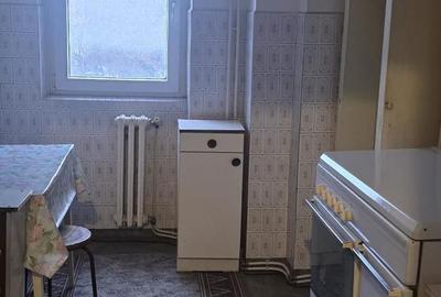 Apartament cu 4 camere, mobilat în Bd. Independenței - 5
