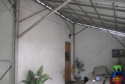 Casă cu 2 camere în Central