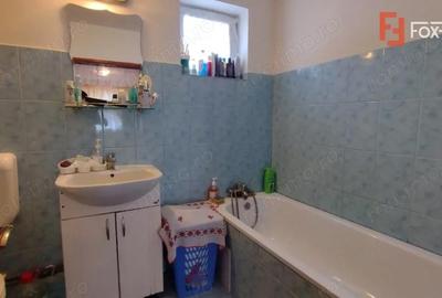 Casă cu 3 camere cu Teren 125 Mp în Sânmihaiu Român