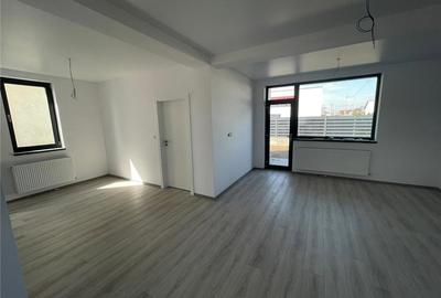 Casă cu 4 camere în Central - 2