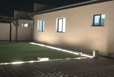 Casă cu 4 camere cu Teren 500 Mp în Domnești - 2
