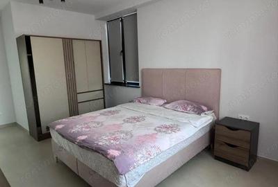 Apartament cu 2 camere semidecomandat în Obor