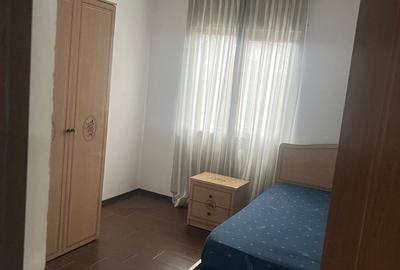 Casă cu 3 camere cu Teren 500 Mp în Central