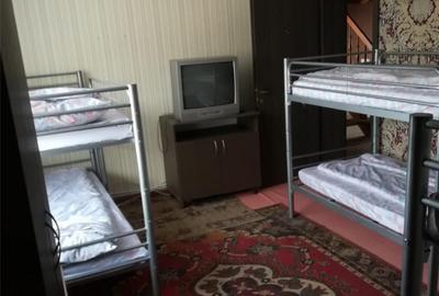 Casă cu 10 camere cu Teren 50 Mp în Dârste - 7