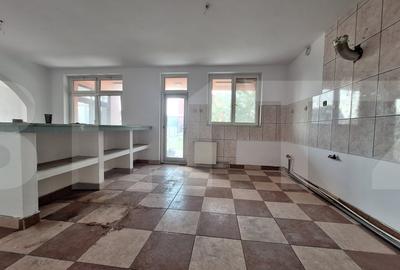 OPORTUNITE! Casa individuala, 8 camere, 3 garaje, 3 terase, teren 850mp, Mehala - 7