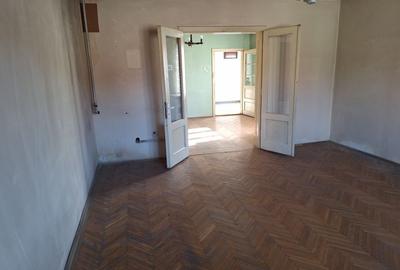 Casa 4 camere libera la vanzare SACELE - TURCHES - 2