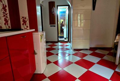 Etaj2/4, micro9 Târgoviște,str. Avram IAncu, închiriere apartament 3camere - 10