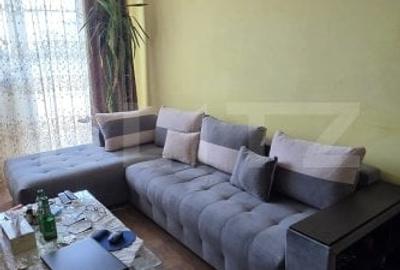 Apartament de vanzare, cu 4 camere, 4 balcoane, 75 mp, zona Blv Bucuresti - 2