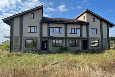 Domnesti- Clinceni - str.Fortului, duplex, P+ET+POD locuibil. - 1