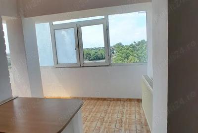 Vand apartament 2 camera + terasa , Tandarei - 9