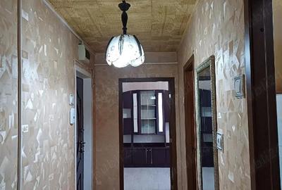 Apartament cu 2 camere decomandat în Horia - 15