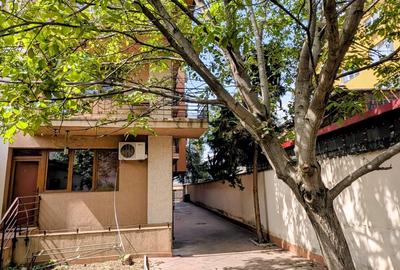 Proprietate specială, de 832 mp, în 13 Septembrie - 2