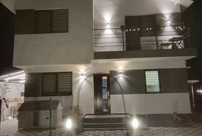 Casă cu 4 camere în Pruni - 1