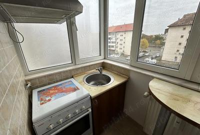 Apartament cu 2 camere decomandat în Micălaca - 2
