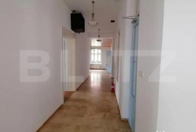 Spațiu comercial, de 504 mp, în Gruia - 9