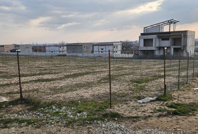 Apartament cu 3 camere în Plaiul Vulcanești - 1