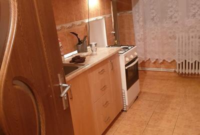 Apartament 4 camere decomandat - 2
